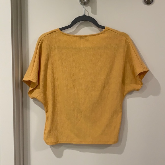 Zara V Neck Twist Front Short Sleeve Top - Picture 6 of 7